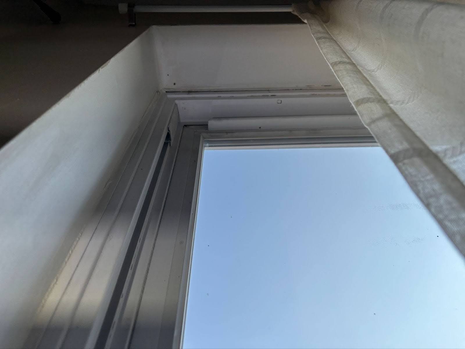 Image of Philly window sill before Dr. Leaks performed the window leak repair