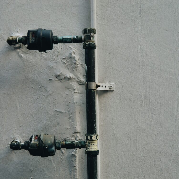 gutter and downpipe leaks are common in leaky philadelphia basements